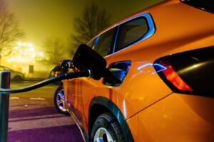 Minor incentives can shield the grid from the electric vehicle