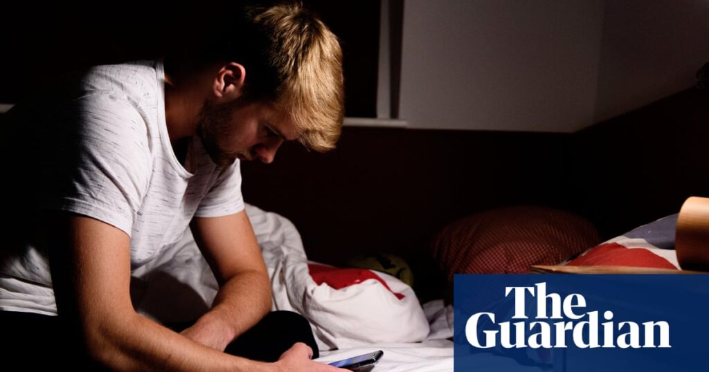 Nearly half of young people favor an internet free world, uk