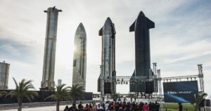 South texans create a star themed course for mask decorating