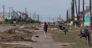 U.s. government ceases monitoring costs of extreme weather events