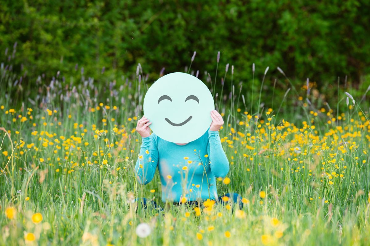 A Study of 10000 Individuals Reveals Strategies for Safeguarding Memory