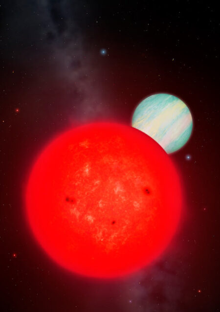 Giant exoplanet discovered orbiting low mass star toi 6894
