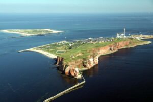 Helgorand Exploring the Past and Future of Quantum Physics on