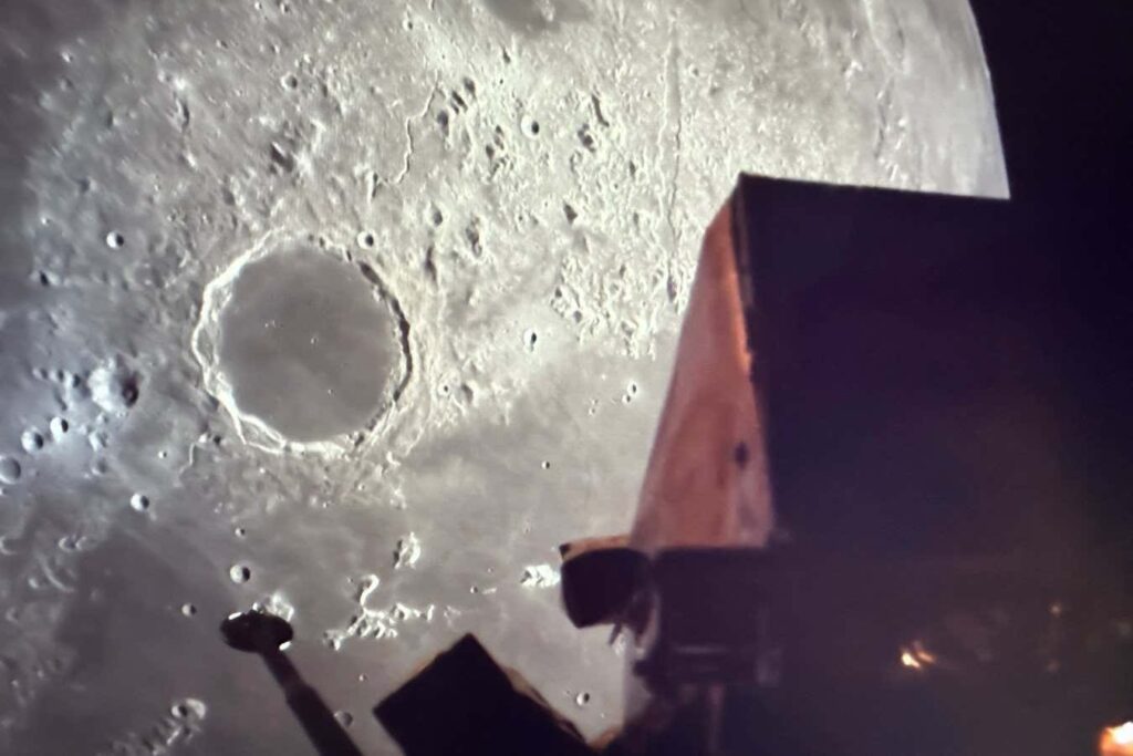 Japan’s Sturdy Lunar Lander Successfully Touches Down on the Moon Japan's sturdy lunar lander successfully touches down on the moon