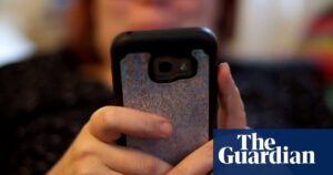 Public Health Agencies Urged to Develop Period Tracking Apps for