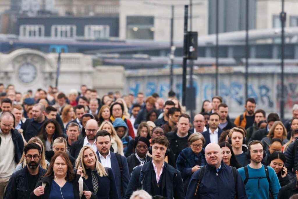 A Four Day Workweek Could Boost Your Health and Job Performance