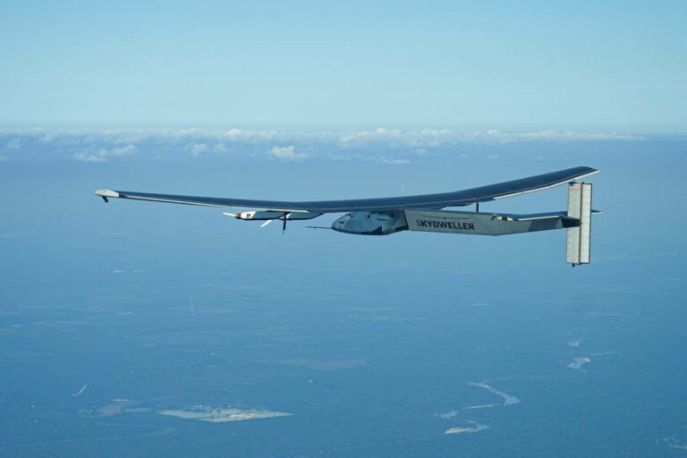 A Solar-Powered Drone Larger than a Jumbo Jet Can Stay Airborne for Months A Solar Powered Drone Larger than a Jumbo Jet Can Stay