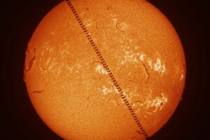 Extraterrestrial Space Imagery from Noteworthy Photoshoot Competitions