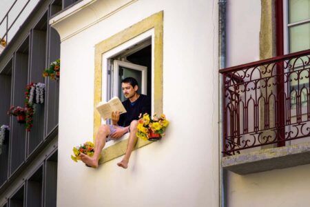 Top Popular Science Books of 2025 Featuring Robert McFarlane and