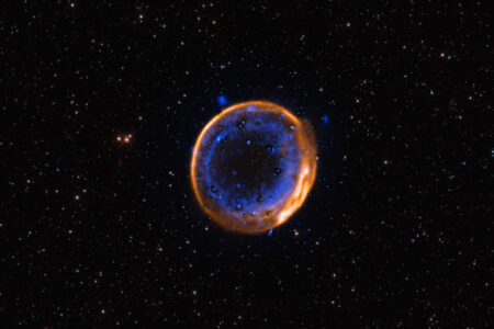 VLT Captures Final Images of the Discarded Supernova