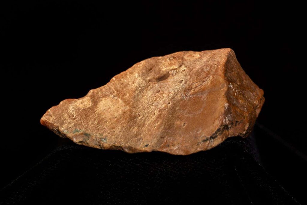 Ancient Sulawesi Tools Could Unravel the Origins of the “Hobbit” Hitori Ancient Sulawesi Tools Could Unravel the Origins of the Hobbit