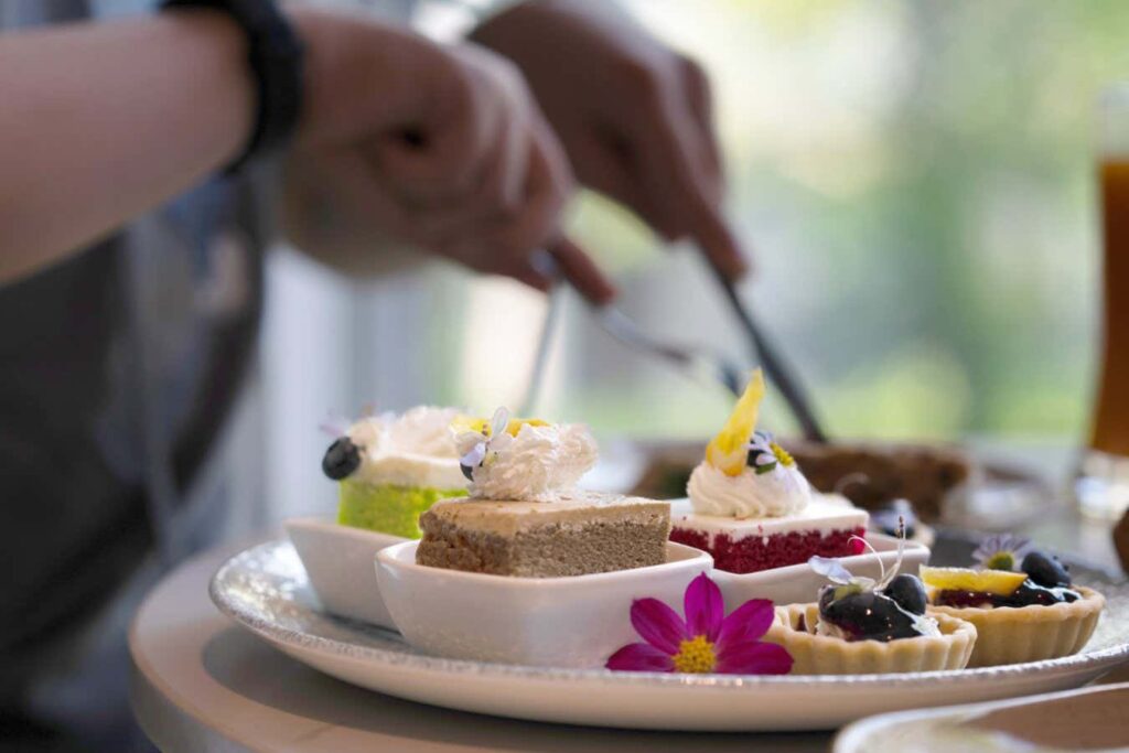 Could Cultivating Food on Strings with Fat Confined Microbeads Aid Weight