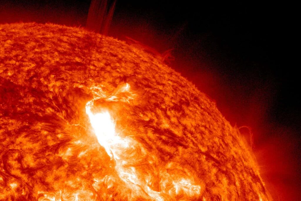 NASA and IBM Develop AI to Forecast Solar Flares Before They Reach Earth NASA and IBM Develop AI to Forecast Solar Flares Before