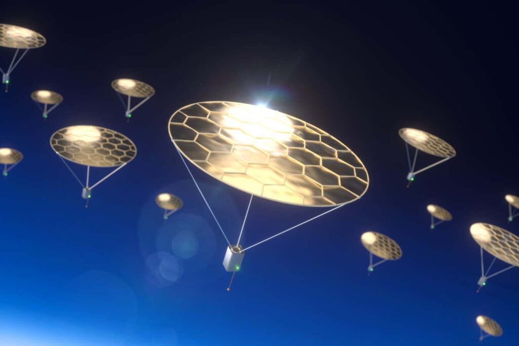 Small Discs Can Ascend to the Upper Atmosphere Solely Using Solar Energy Small Discs Can Ascend to the Upper Atmosphere Solely Using