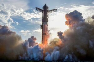 SpaceXs Starship Rocket Successfully Concludes Test Flight