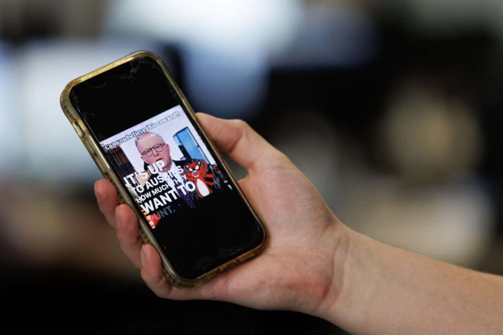 Universal Detectors Identify AI Deepfake Videos with Unprecedented Accuracy