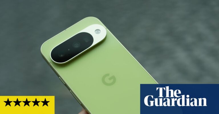 Google Pixel 10 Review Setting New Standards for Flagship Smartphones