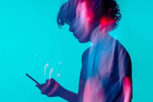 It Bans Social Media While Embracing AI Leaving Teens Disappointed