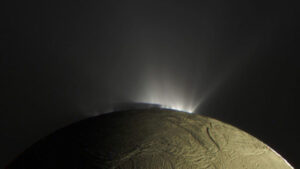 Planetary Scientists Challenge Marine Origin of Organic Molecules in Enceladus