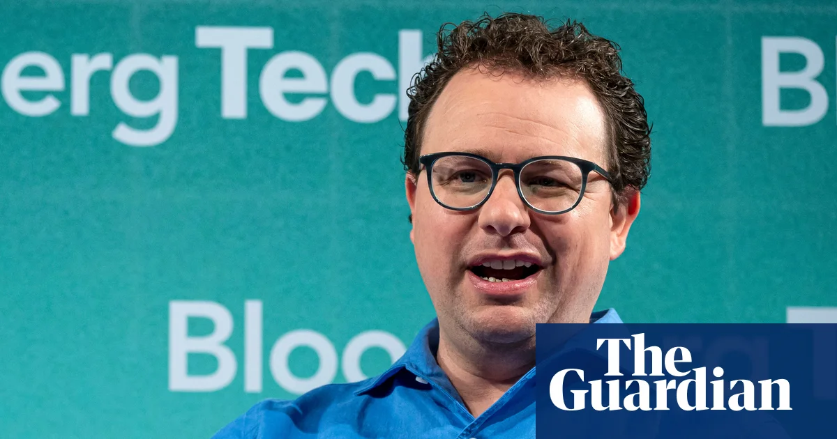 Anthropic Chief Warns AI Companies Clarify Risks or Risk Repeating