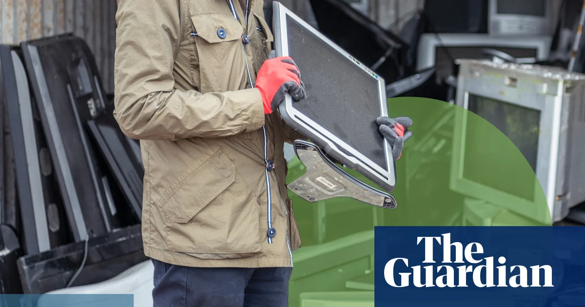 E-Waste Challenges: A Guide to Recycling Old Mobile Phones and Computers E Waste Challenges A Guide to Recycling Old Mobile Phones and