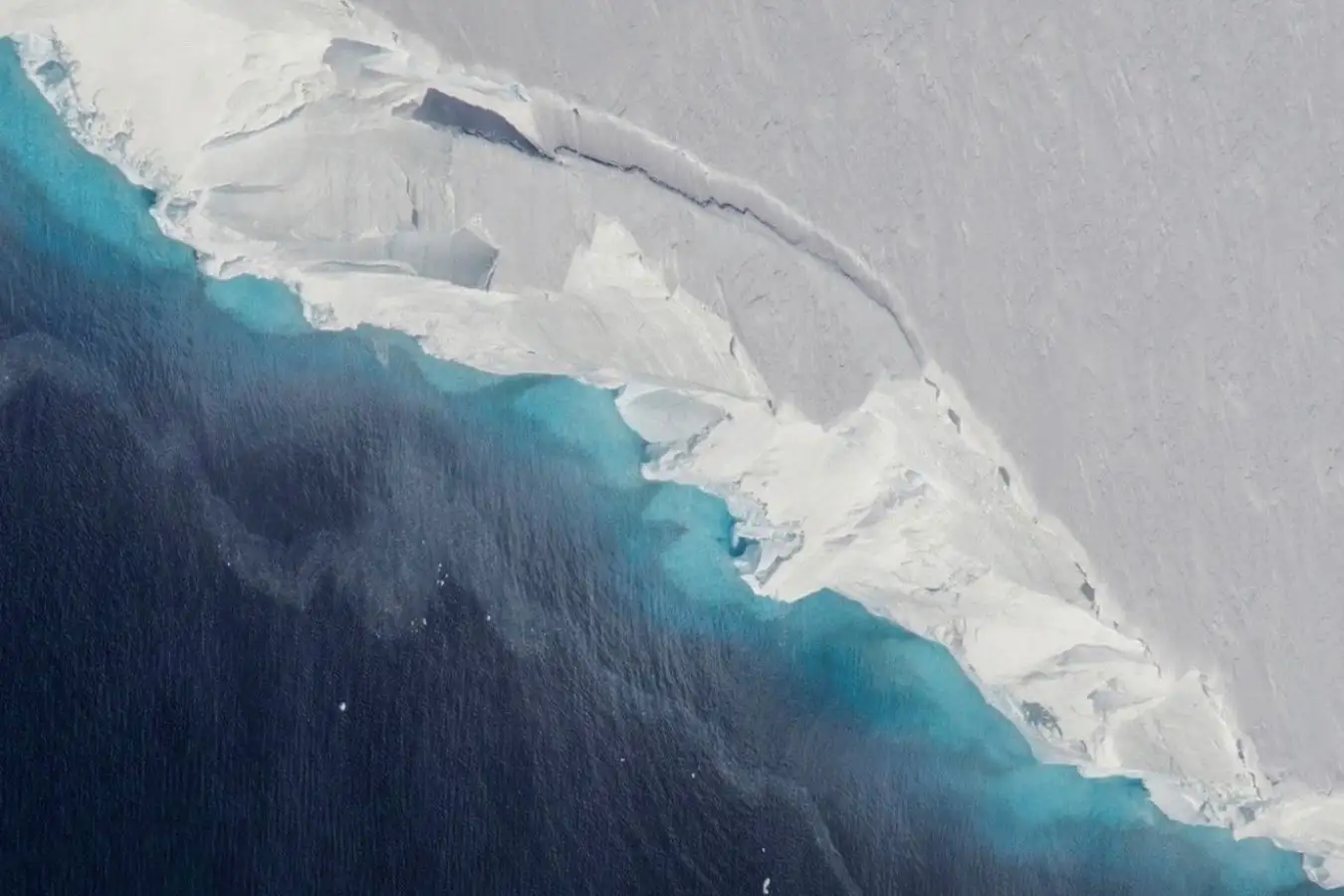 Undersea Storm Melts Ice Shelf of Terminal Glacier
