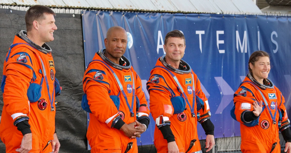 2026 NASA Astronauts Poised for Historic Return to Lunar Orbit