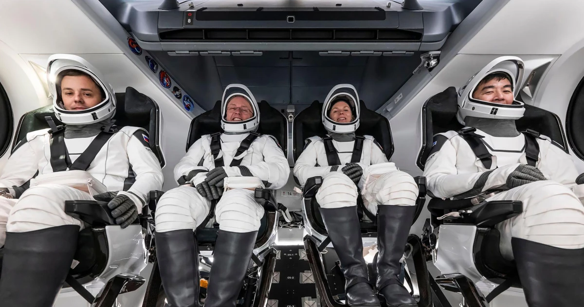 NASA Schedules Astronauts Early Departure from ISS Amid Medical Concerns