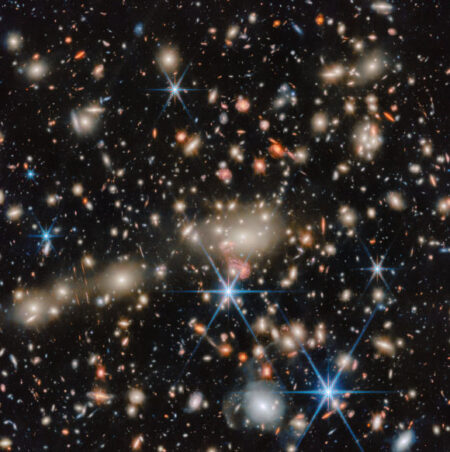 Webb Telescope Explores a Lenticular Galaxy Cluster in the Leo Constellation Webb Telescope Explores a Lenticular Galaxy Cluster in the Leo