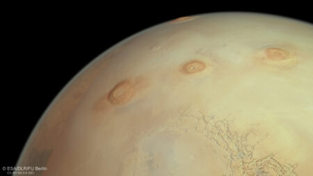 New Study Uncovers Hidden Complexities Beneath Mars Surface