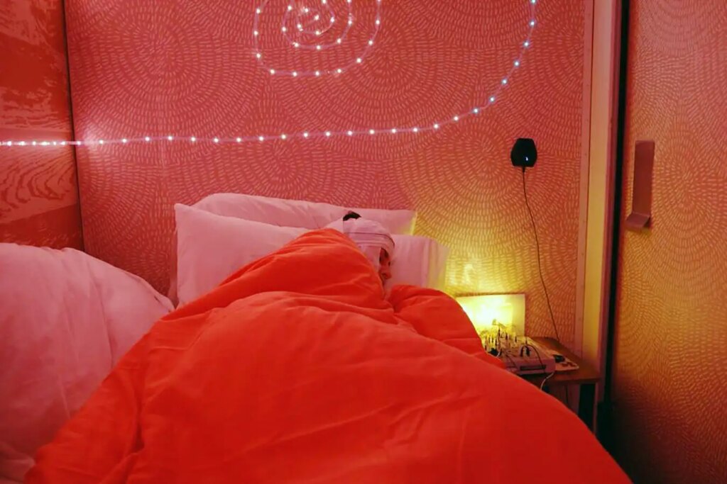 Unlocking Solutions: How Dream Hacking Can Help You Solve Complex Problems While You Sleep Unlocking Solutions How Dream Hacking Can Help You Solve Complex