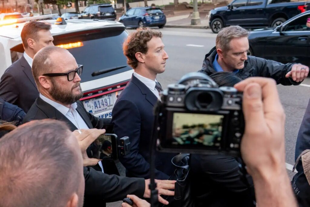 Identifying Flaws The Defects in Social Media Platforms