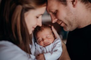 Why American Parents Rank as the Unhappiest in the World: Exploring the Reasons Behind Their Discontent Why American Parents Rank as the Unhappiest in the World