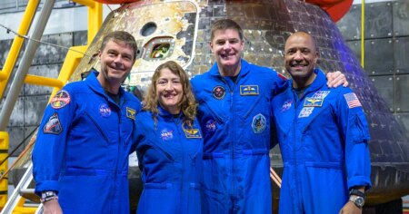 Artemis II Astronauts Discuss Their Role in the Groundbreaking Moon Mission Artemis II Astronauts Discuss Their Role in the Groundbreaking Moon