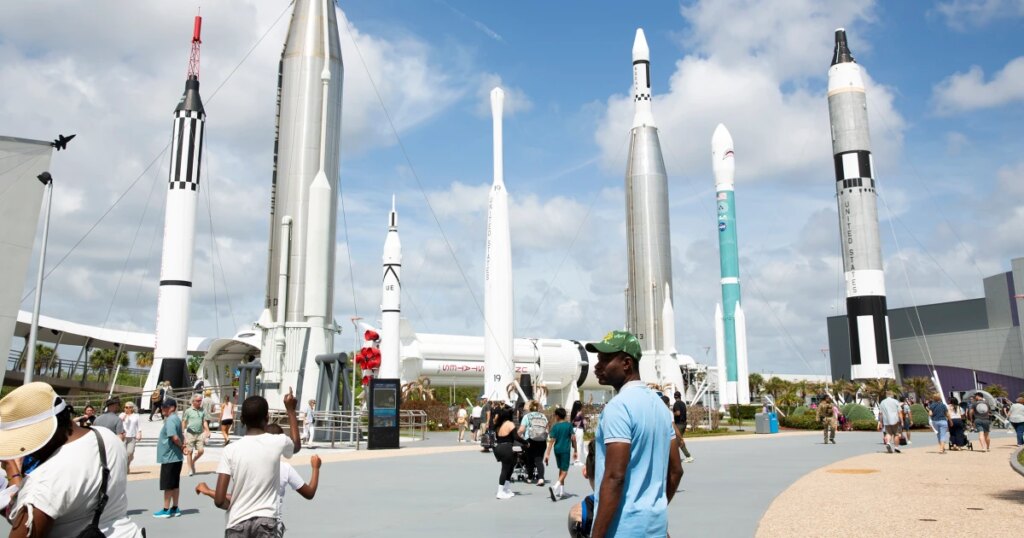 Florida Buzzes with Anticipation for NASAs Artemis II Moon Launch