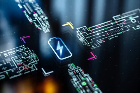 Revolutionary Quantum Batteries Harnessing Time Reversal for Instant Charging