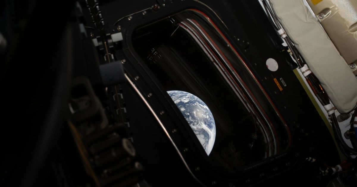 Stunning Earth Photos Captured During the Historic Artemis II Moon Mission 1 Stunning Earth Photos Captured During the Historic Artemis II Moon