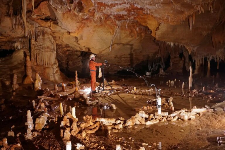 Discoveries of Neanderthal Knee Marks Beside Enigmatic Stalagmite Ring