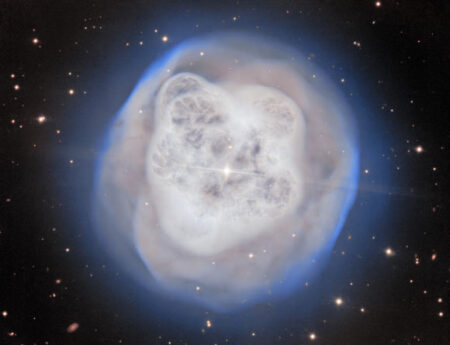 Gemini North Telescope Explores the Mysteries of the Crystal Ball