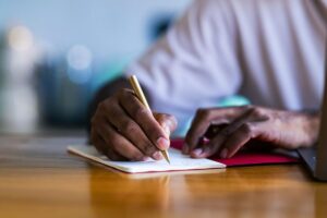 How Your Handwriting Can Indicate Your Risk of Dementia How Your Handwriting Can Indicate Your Risk of Dementia