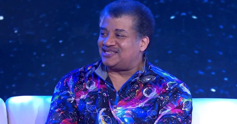 Neil deGrasse Tyson Discusses New Book, Alien Life on Earth, and Wormholes: Insights from the Renowned Astrophysicist Neil deGrasse Tyson Discusses New Book Alien Life on Earth