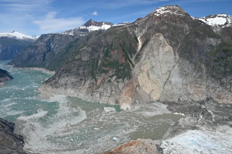Record-Breaking 481-Meter Tsunami Triggered by Massive Landslide in Alaska Record Breaking 481 Meter Tsunami Triggered by Massive Landslide in Alaska