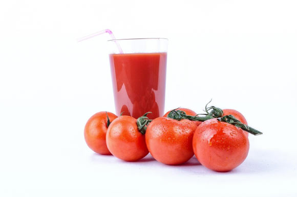 Tomato-Soy Drink: A Potential Solution for Chronic Inflammation in Obese Adults Tomato Soy Drink A Potential Solution for Chronic Inflammation in Obese