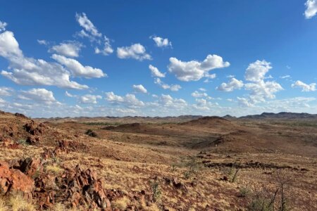 Australia’s Ancient Giant Crater: Possible Oldest Impact Structure on Earth Australias Ancient Giant Crater Possible Oldest Impact Structure on Earth