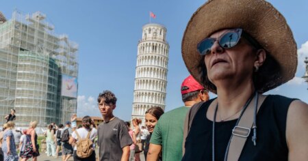 Europe Faces Extreme Heatwave: Emergency Warnings Issued as Temperature Records Shatter Europe Faces Extreme Heatwave Emergency Warnings Issued as Temperature Records