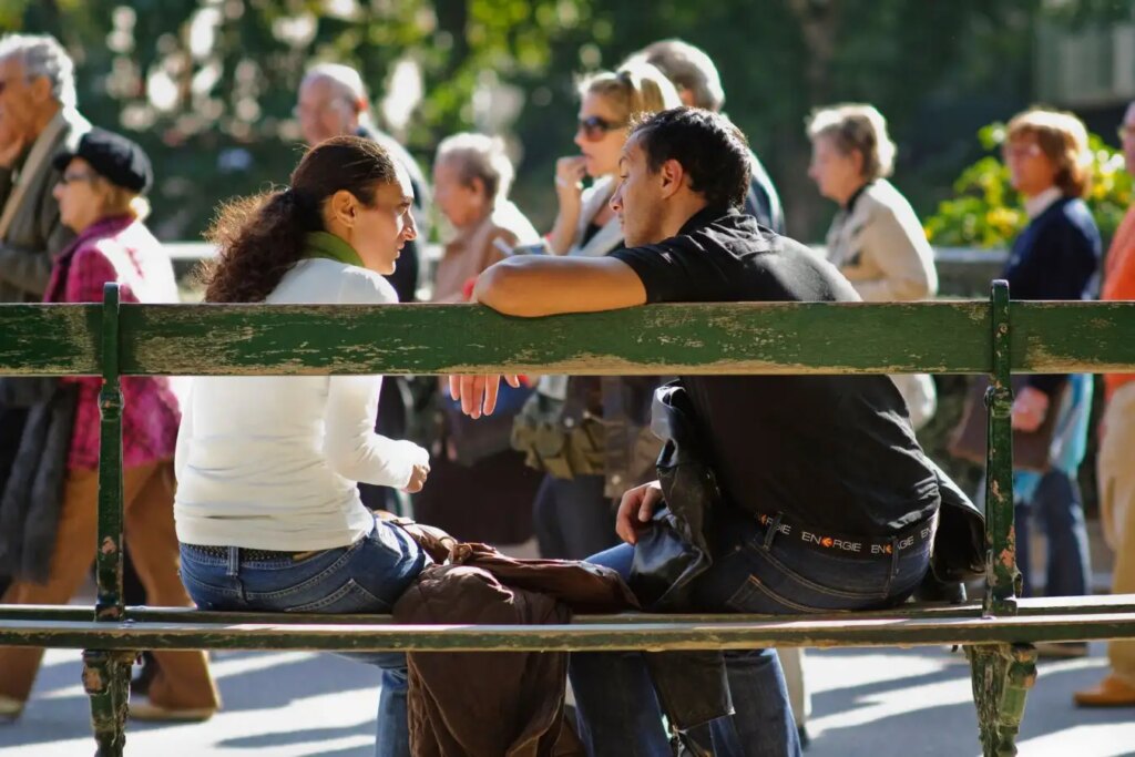 Mastering Conversations: Tips to Shine When Talking to Strangers Mastering Conversations Tips to Shine When Talking to Strangers