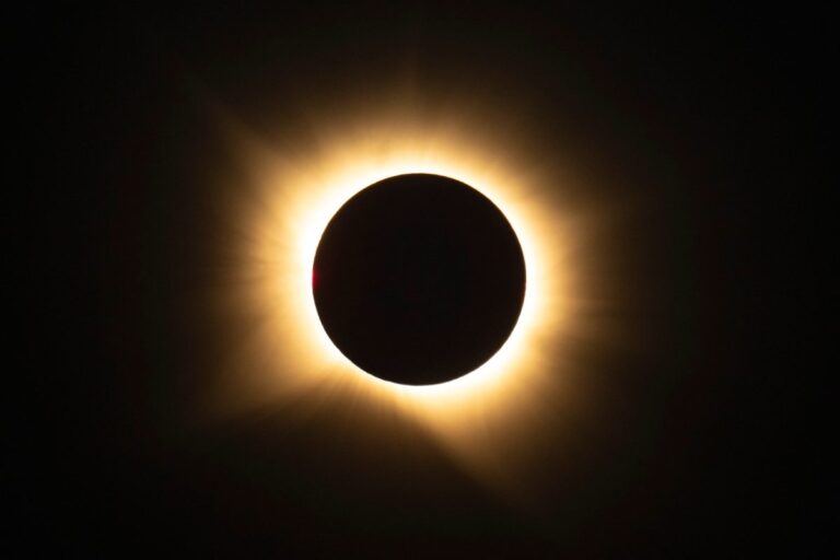 Best Photos of the 2026 Solar Eclipse from Global Locations