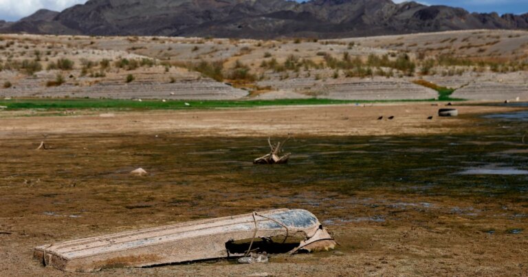 Climate scientists fired by President Trump fill gaps in US report Climate scientists fired by President Trump fill gaps in US