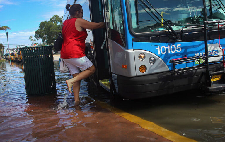 Efforts to Address Gap from Aborted US Climate Change Report Efforts to Address Gap from Aborted US Climate Change Report