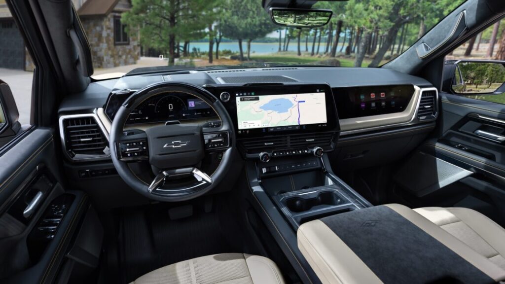 GMs top trucks get updated with new UI and CarPlay